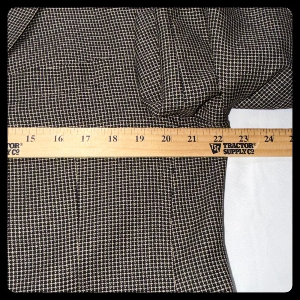 Hart Schaffner Marx Blazer Mens 42S Brown Check Two Button Professional Sport